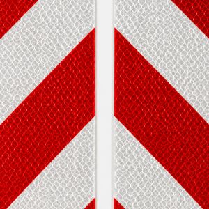3M™ High Intensity metallisierte, flexible, prismatische Fahrzeugwarnmarkierung Serie 823i